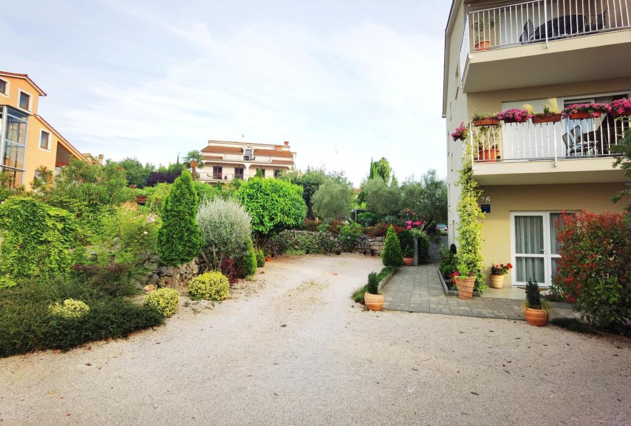 Ferienwohnung Valdesara Malinska Exterior foto